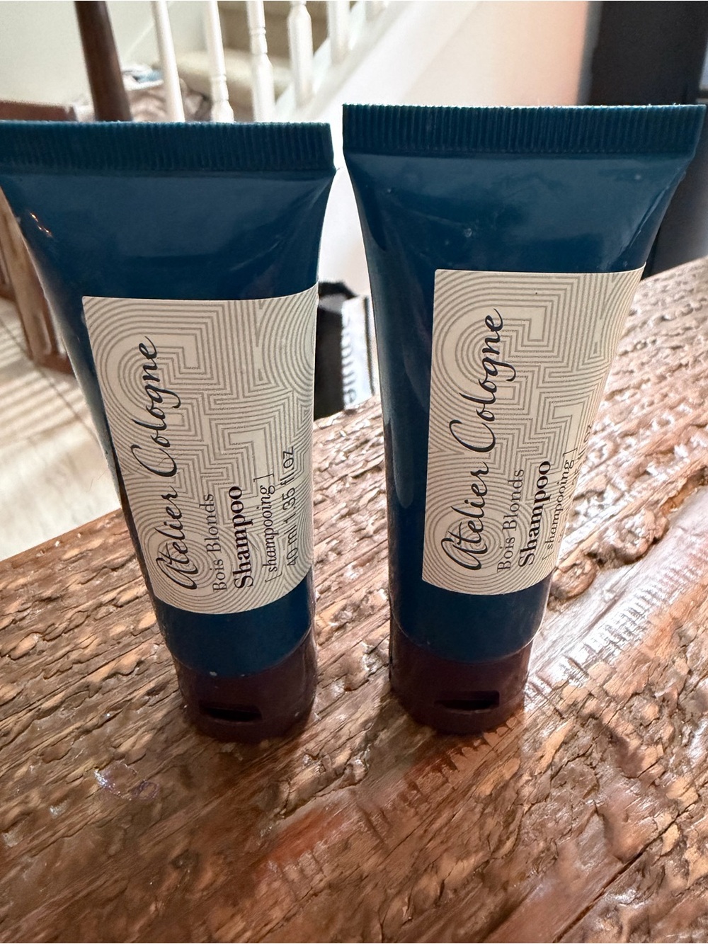 Atelier Cologne Blue Shampoo Tube for Women - Hydrating Care